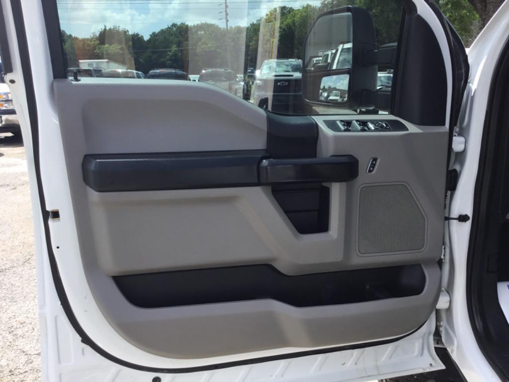 2018 Ford F250 - $23,999