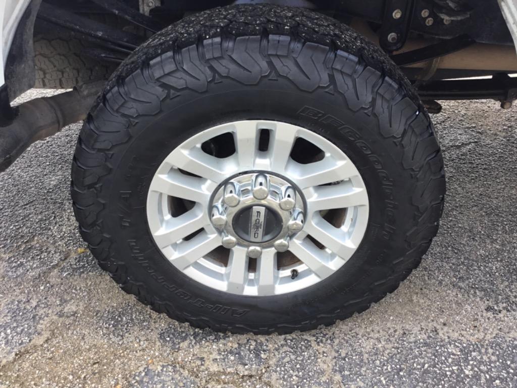 2018 Ford F250 - $23,999