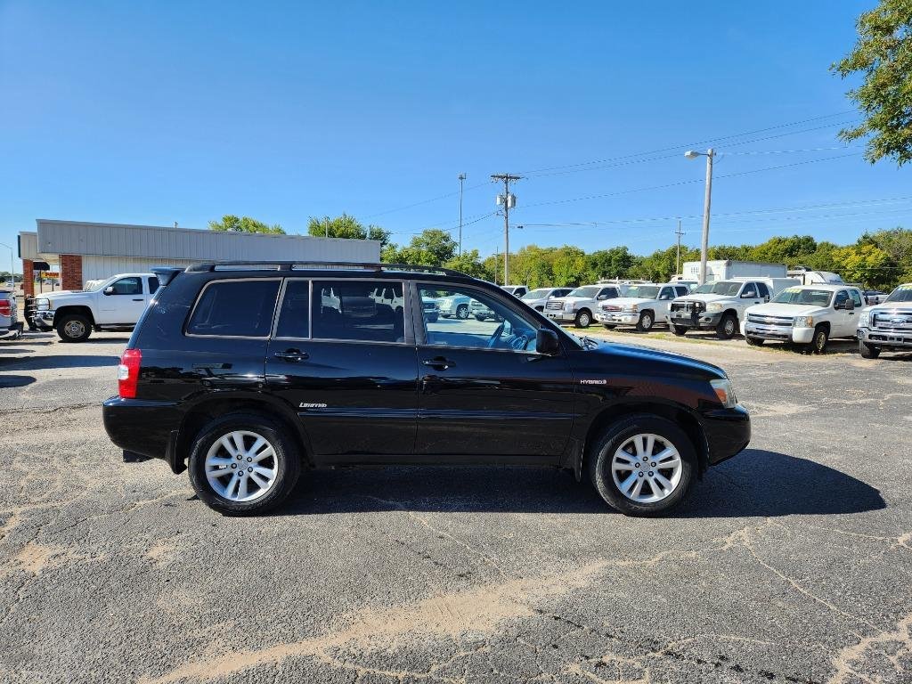 2006 Toyota Highlander - $3,999