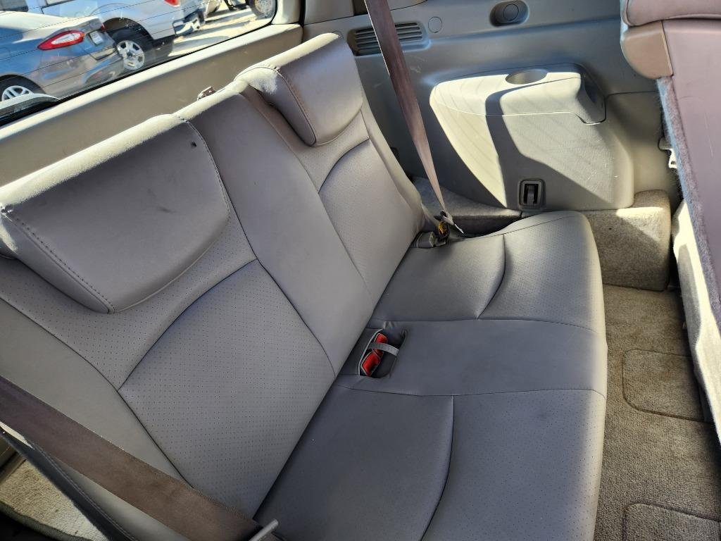 2006 Toyota Highlander - $3,999