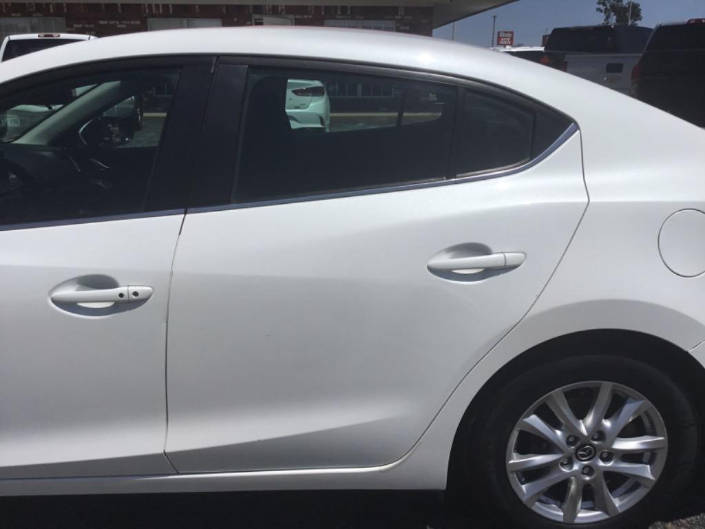 2016 MAZDA MAZDA3 - $7,999