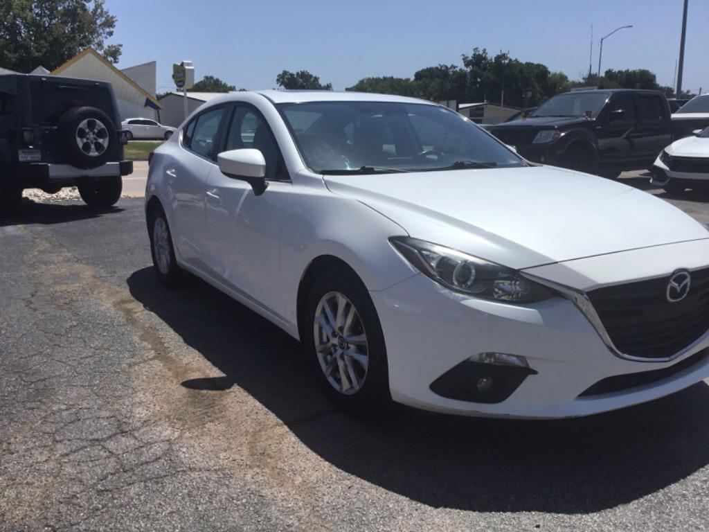 2016 MAZDA MAZDA3 - $7,999