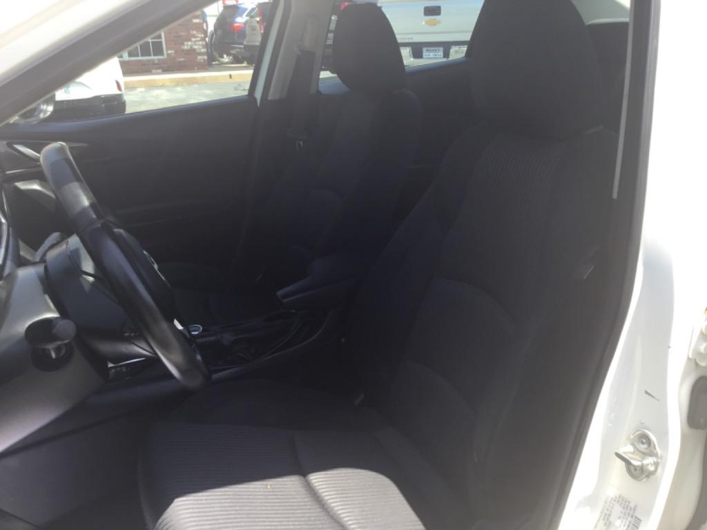 2016 MAZDA MAZDA3 - $7,999