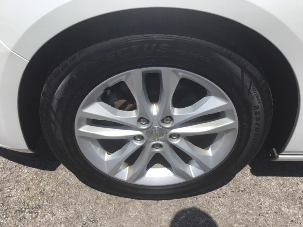 2016 Chevrolet Malibu - $4,999