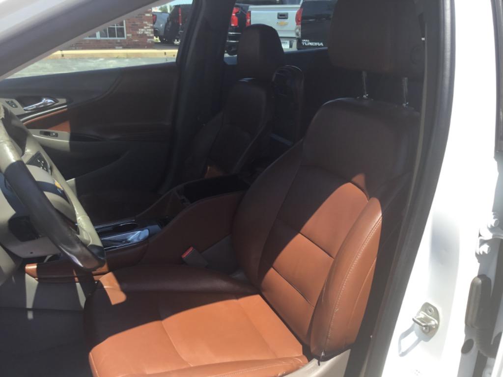 2016 Chevrolet Malibu - $4,999