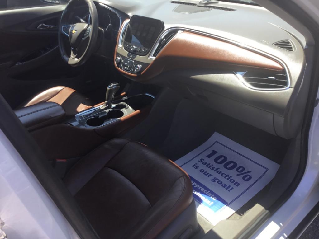 2016 Chevrolet Malibu - $4,999