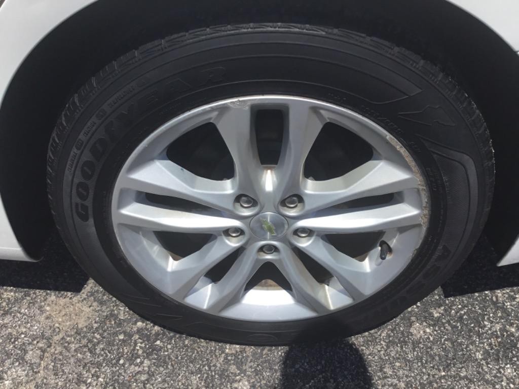 2016 Chevrolet Malibu - $4,999