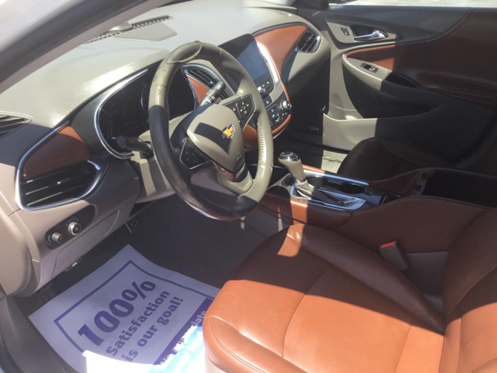 2016 Chevrolet Malibu - $4,999