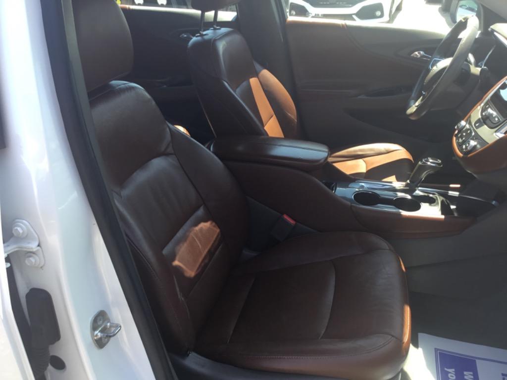 2016 Chevrolet Malibu - $4,999
