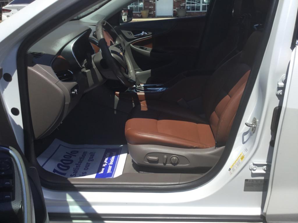 2016 Chevrolet Malibu - $4,999