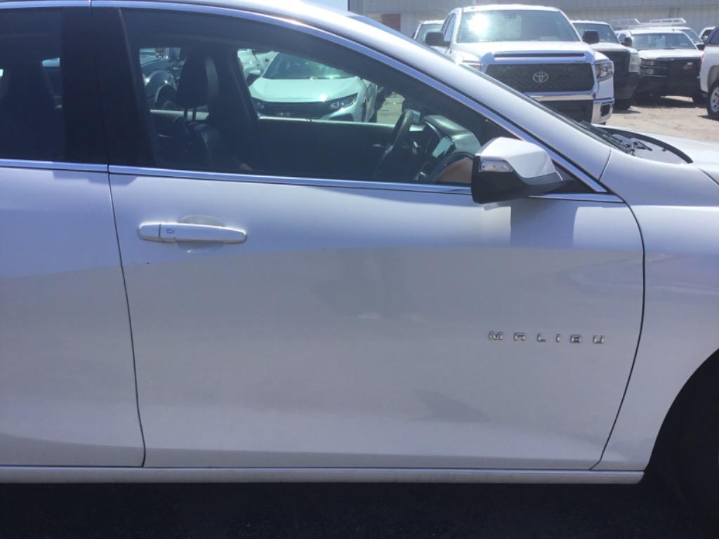 2016 Chevrolet Malibu - $4,999