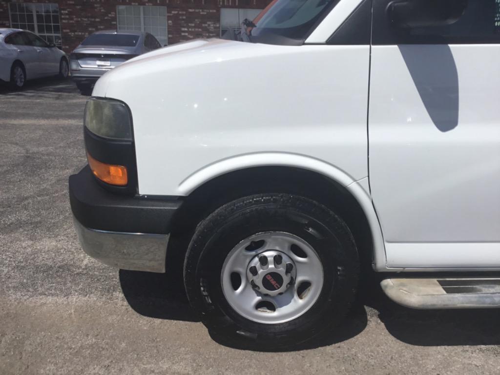 2014 GMC Savana - $15,999