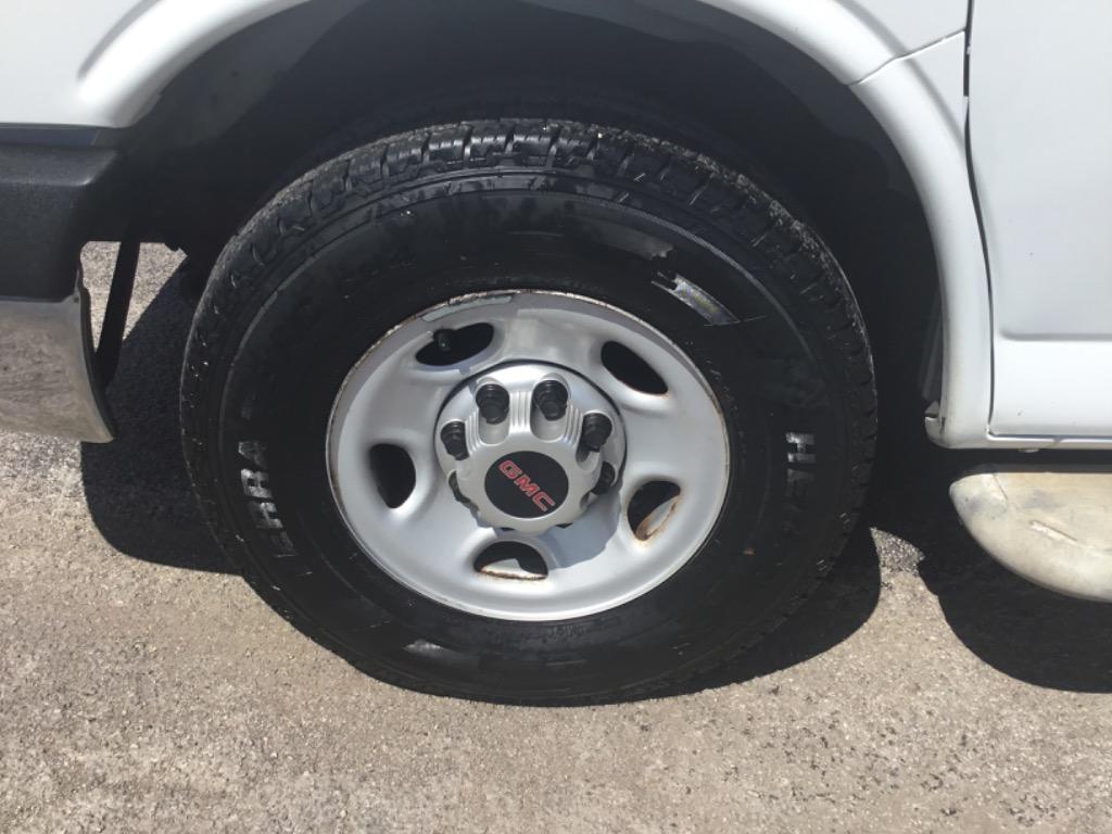 2014 GMC Savana - $15,999