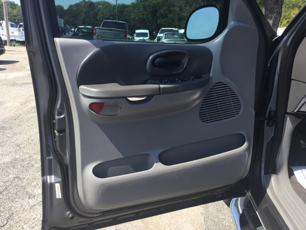 2002 Ford F-150 - $6,999