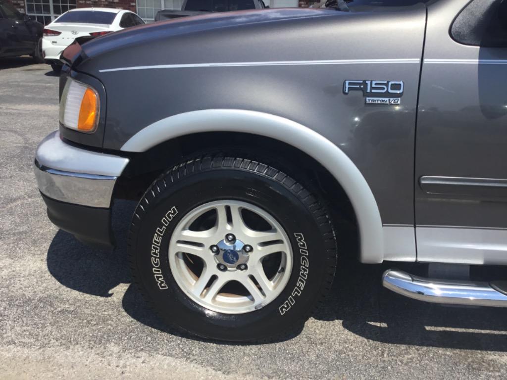 2002 Ford F-150 - $6,999