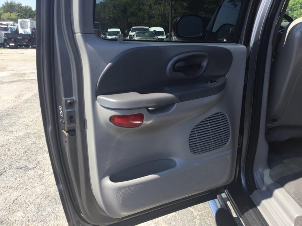 2002 Ford F-150 - $6,999