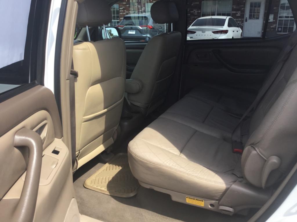2004 Toyota Sequoia - $7,999
