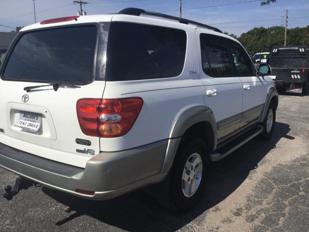 2004 Toyota Sequoia - $7,999