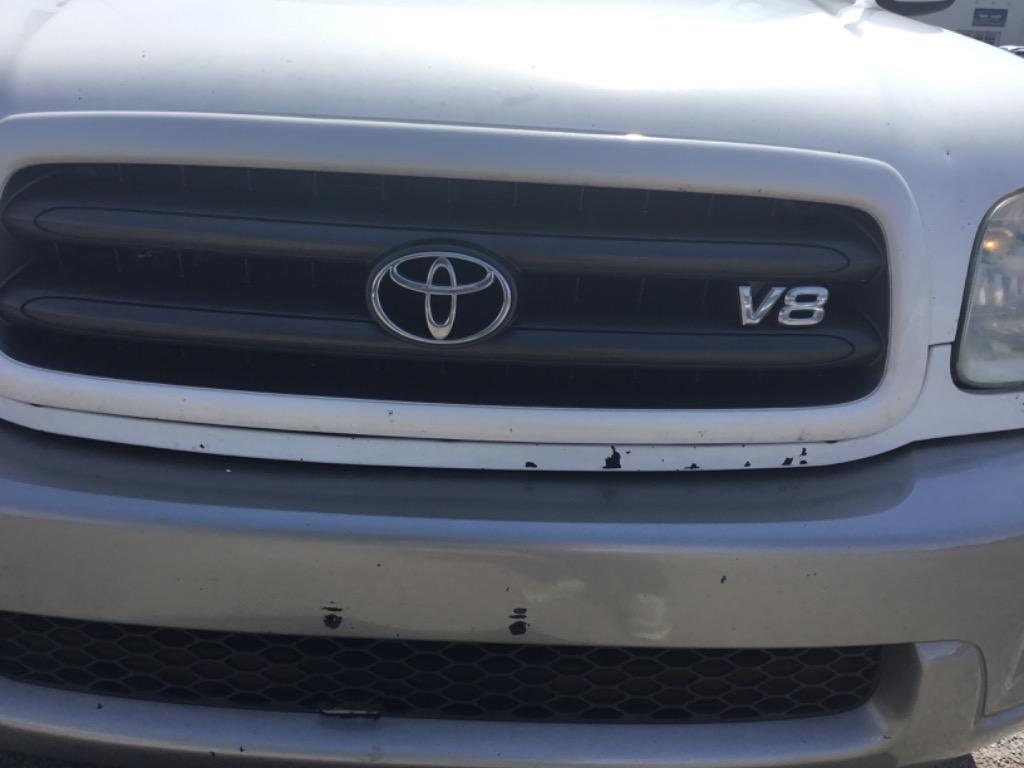 2004 Toyota Sequoia - $7,999