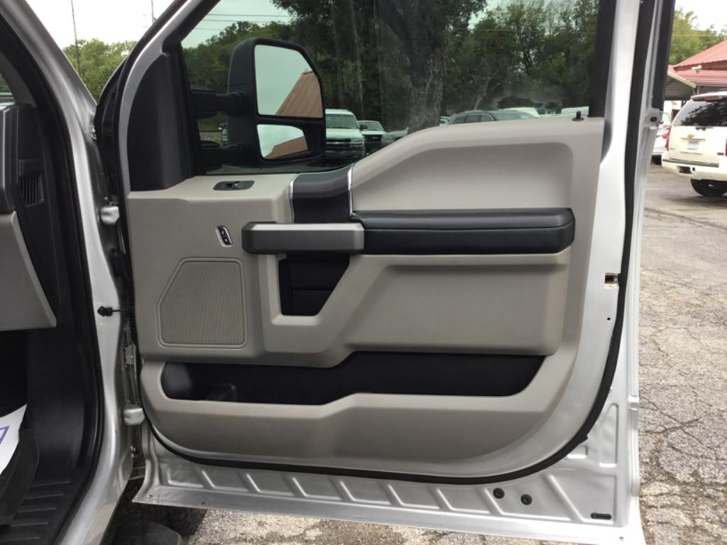 2019 Ford F-250 - $24,999