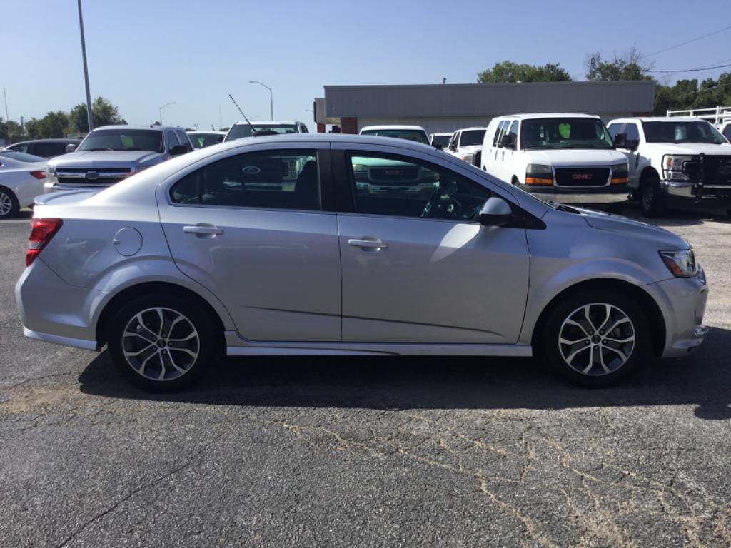 2018 Chevrolet Sonic - $7,999