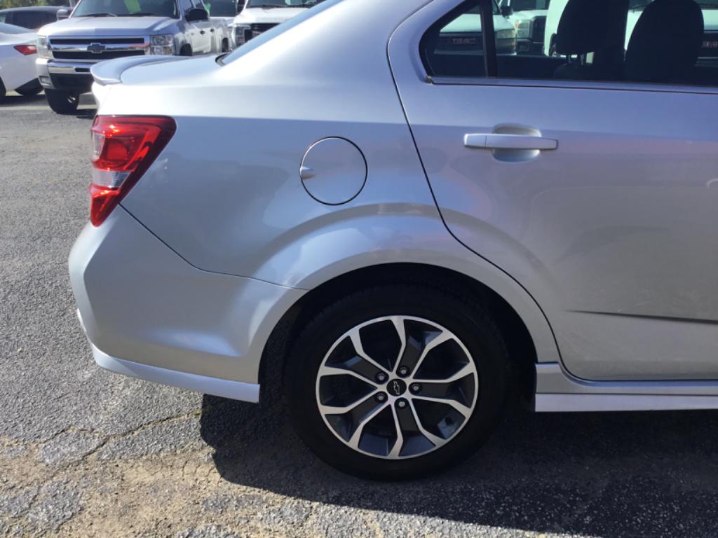 2018 Chevrolet Sonic - $7,999