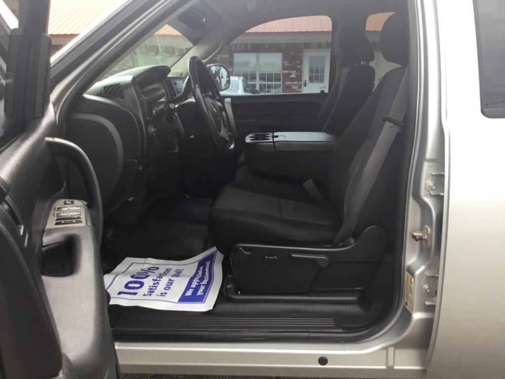 2011 Chevrolet Silverado - $10,999
