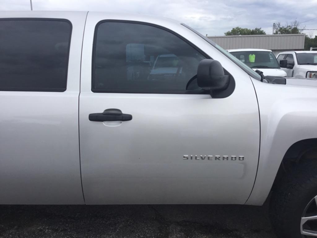 2011 Chevrolet Silverado - $10,999