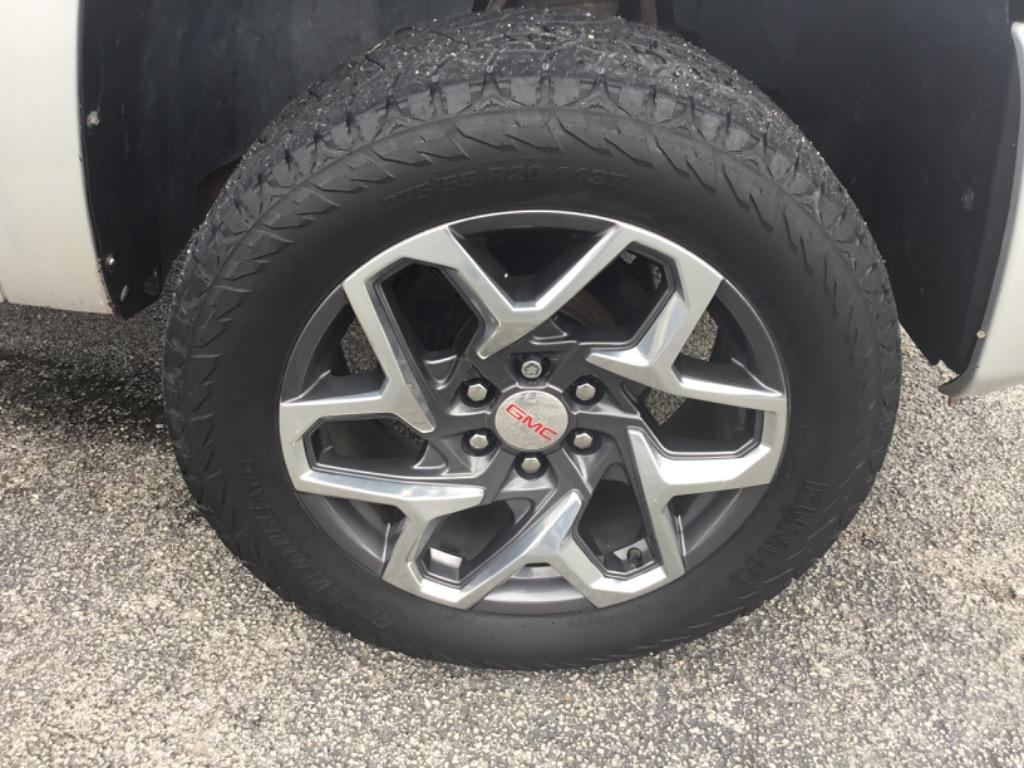 2011 Chevrolet Silverado - $10,999