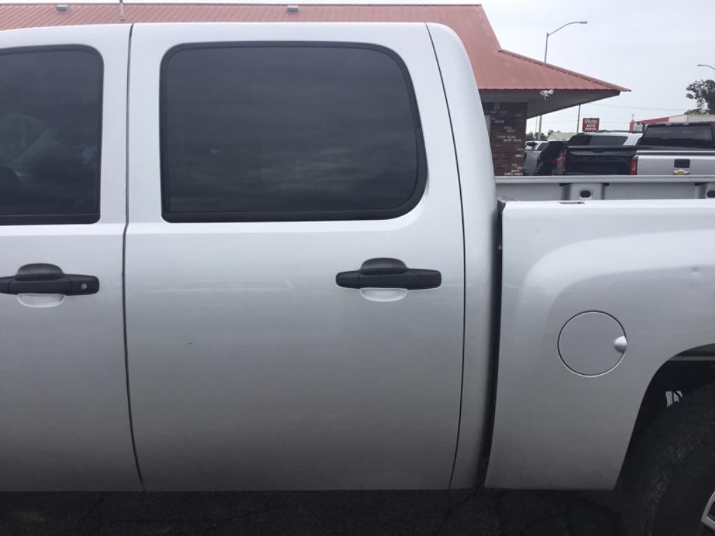 2011 Chevrolet Silverado - $10,999