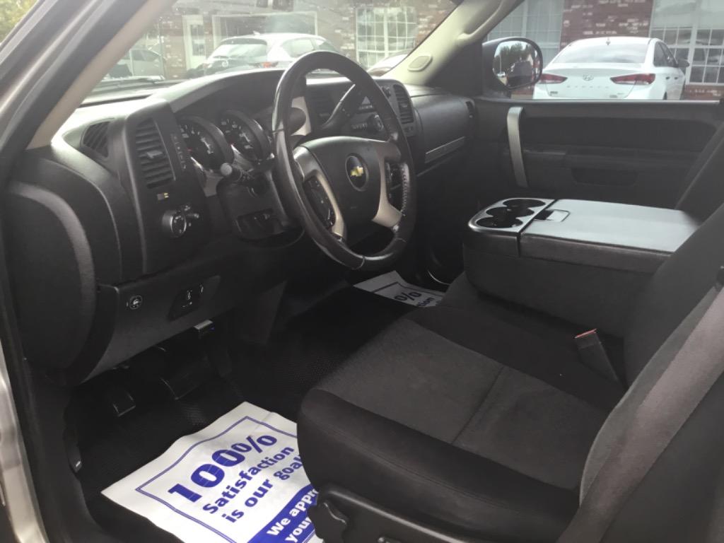2011 Chevrolet Silverado - $10,999