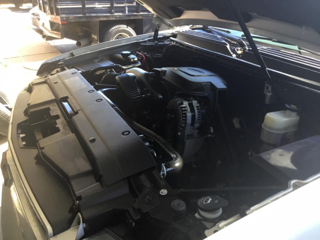 2014 Chevrolet Suburban - $6,999