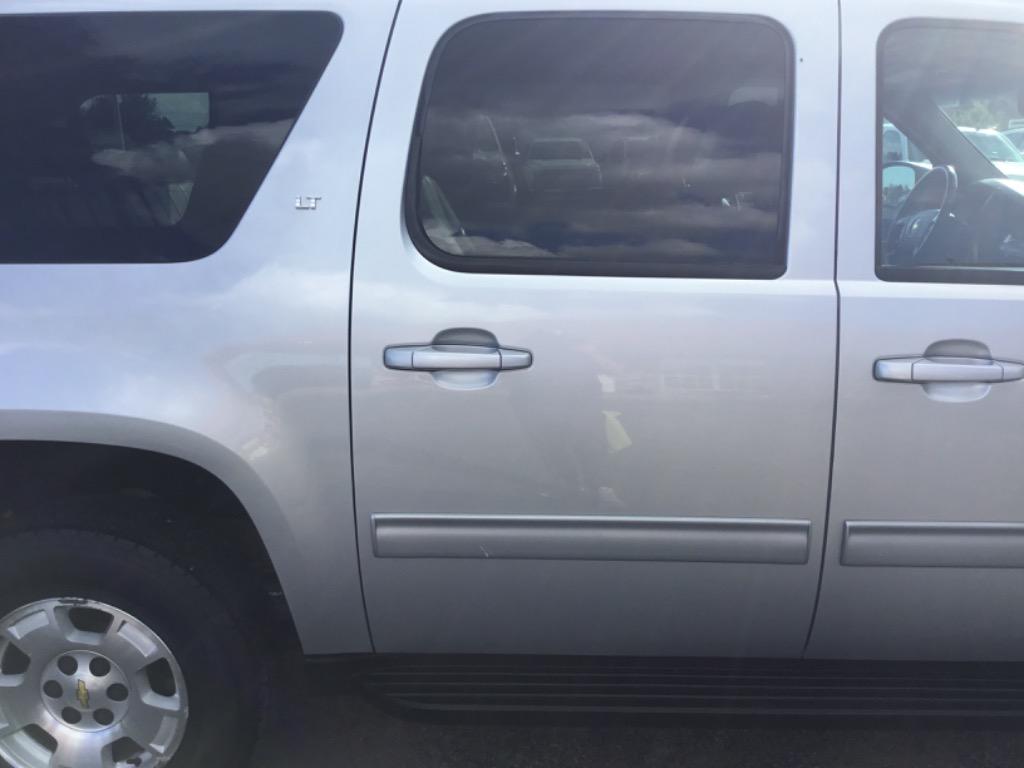 2014 Chevrolet Suburban - $6,999