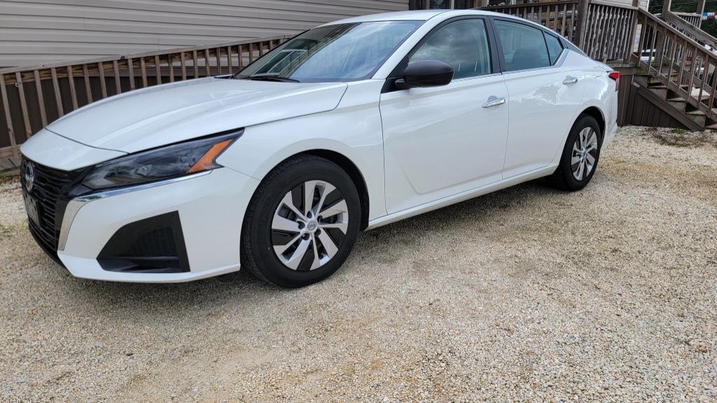 2024 Nissan Altima S images