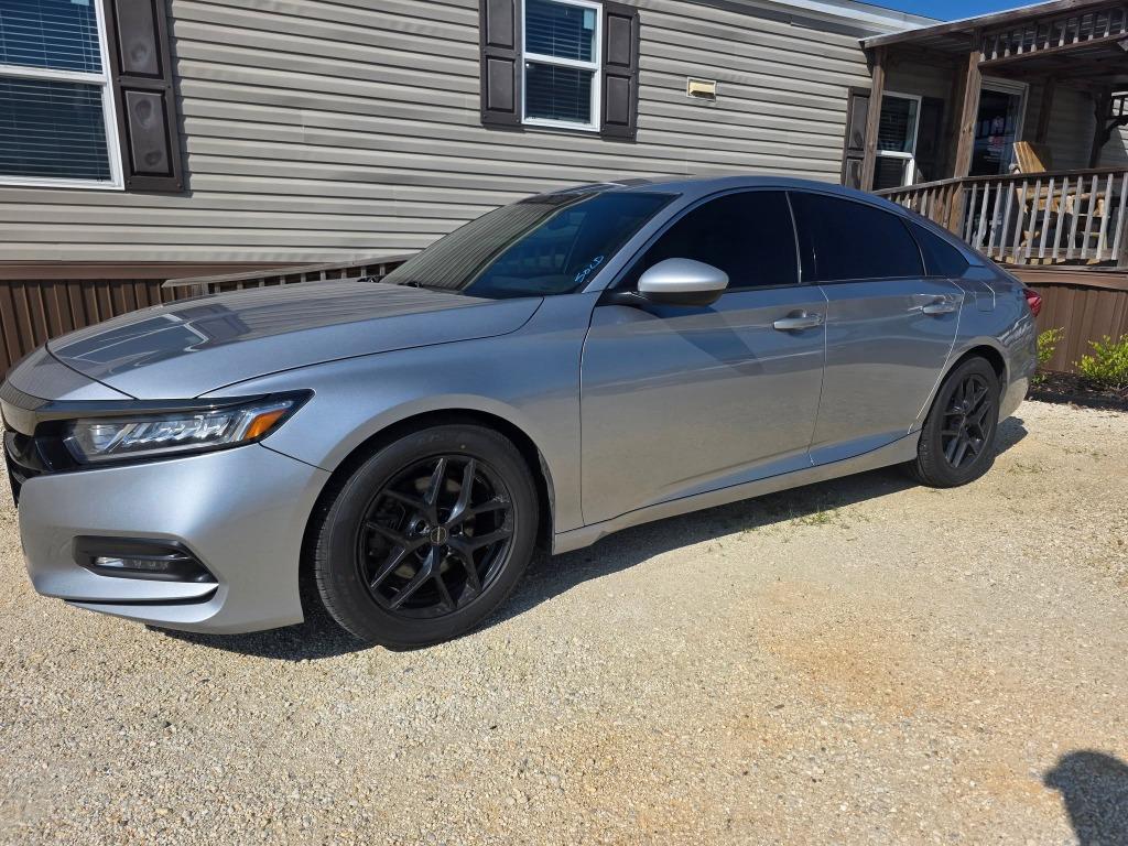 2019 Honda Accord - $19,995