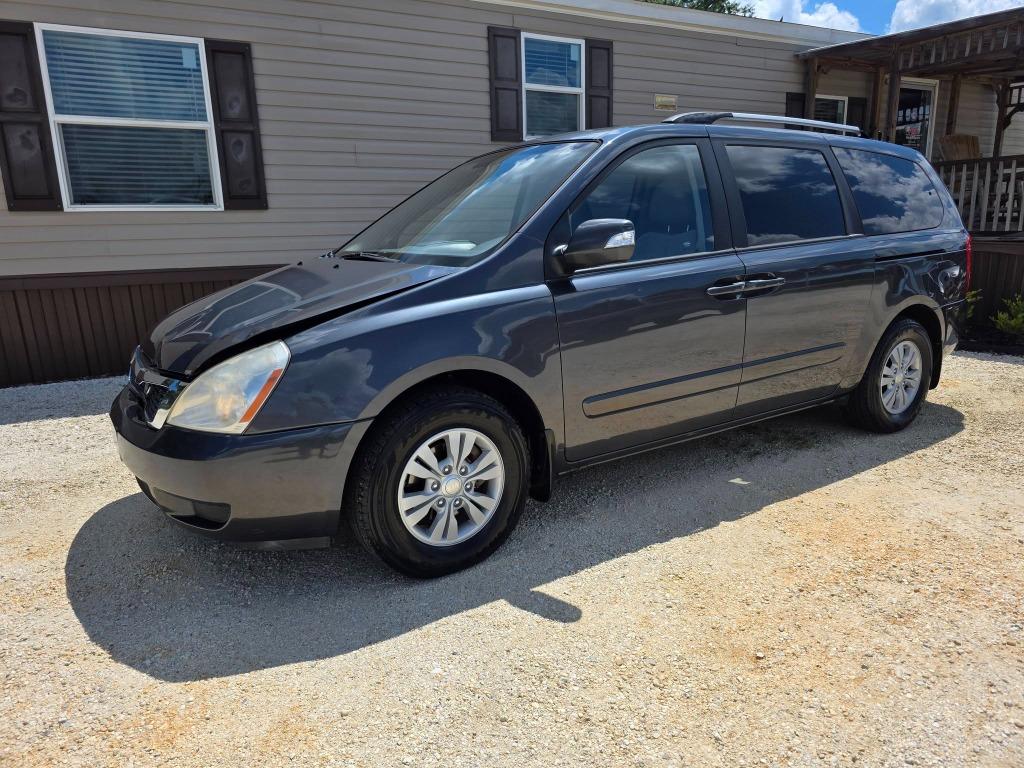 2012 Kia Sedona - $3,995