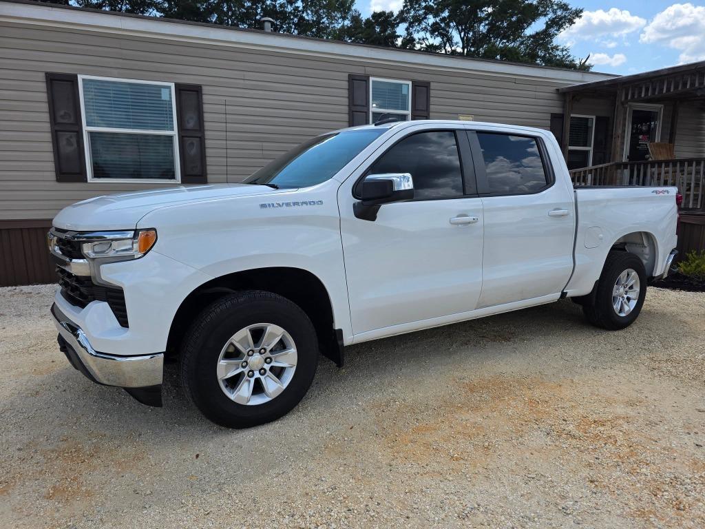 2022 Chevrolet Silverado - $29,995
