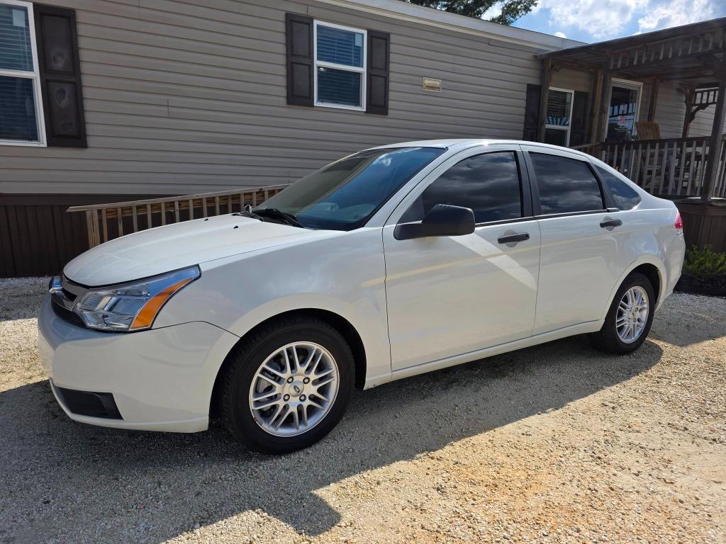 2009 Ford Focus - $7,995
