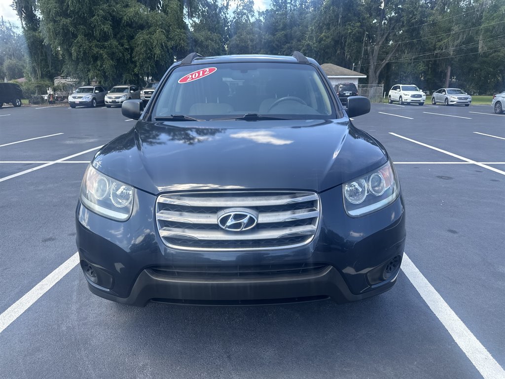 2012 Hyundai Santa Fe - $9,995
