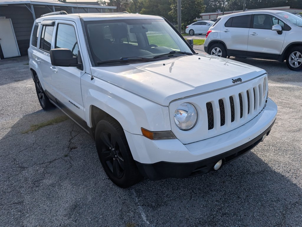2014 Jeep Patriot - $10,995