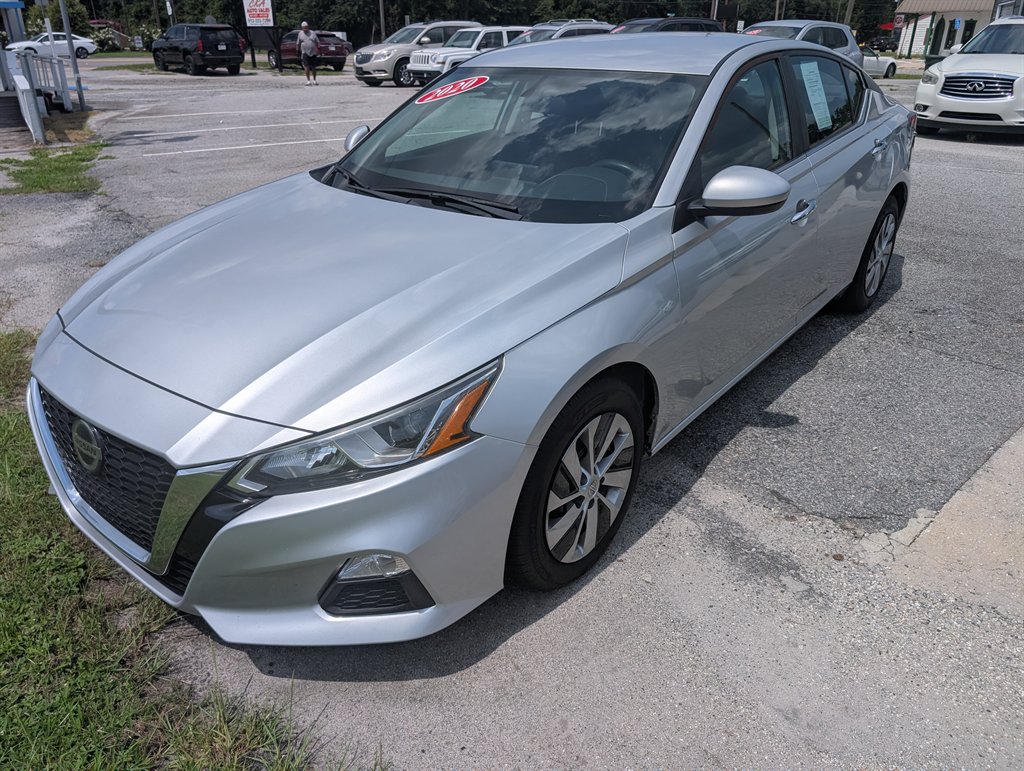 2020 Nissan Altima - $12,995