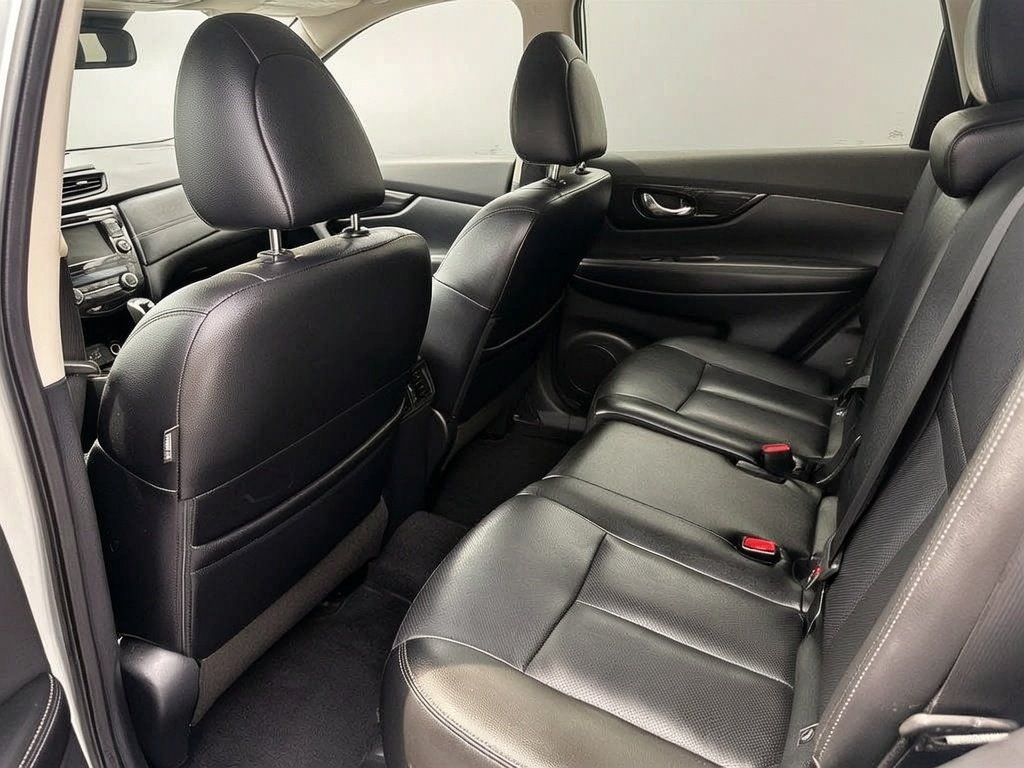 2020 Nissan Rogue - $14,995