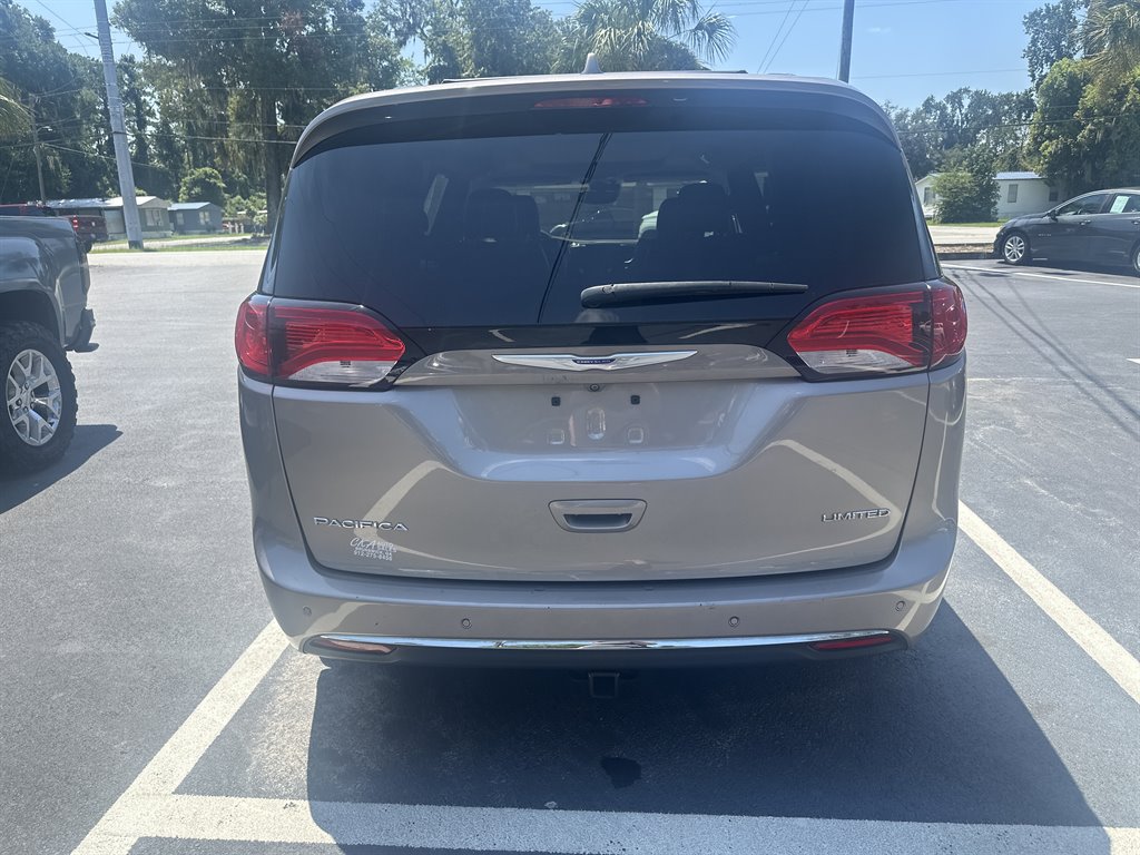 2018 Chrysler Pacifica - $16,495