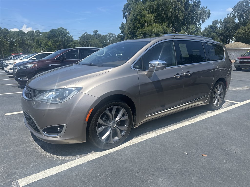 2018 Chrysler Pacifica - $16,495