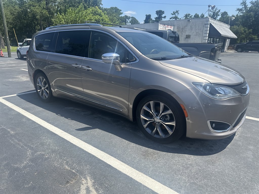 2018 Chrysler Pacifica - $16,495