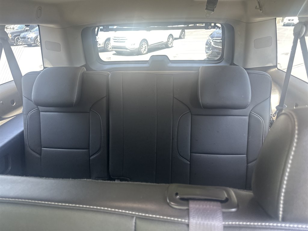 2017 Chevrolet Suburban - $17,995