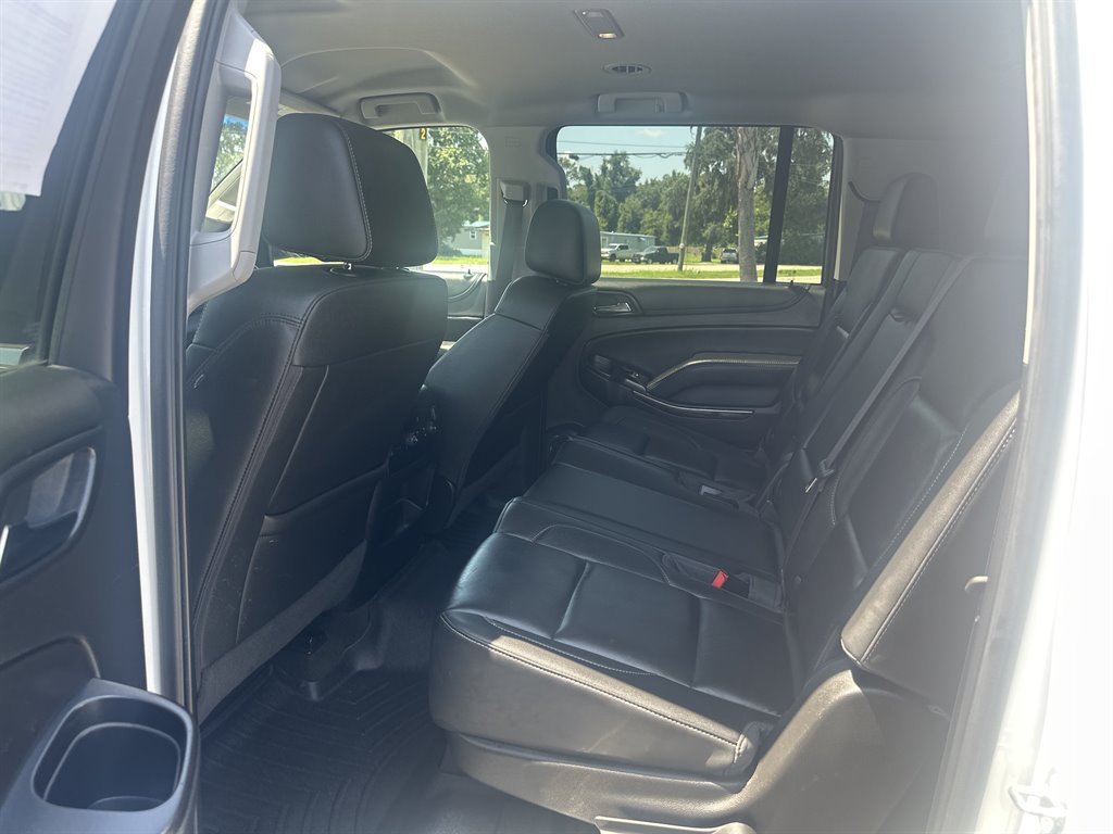 2017 Chevrolet Suburban - $17,995