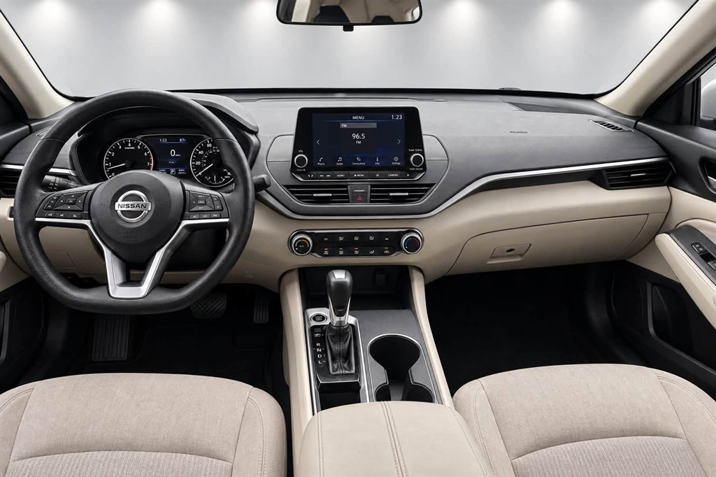 2020 Nissan Altima - $13,995