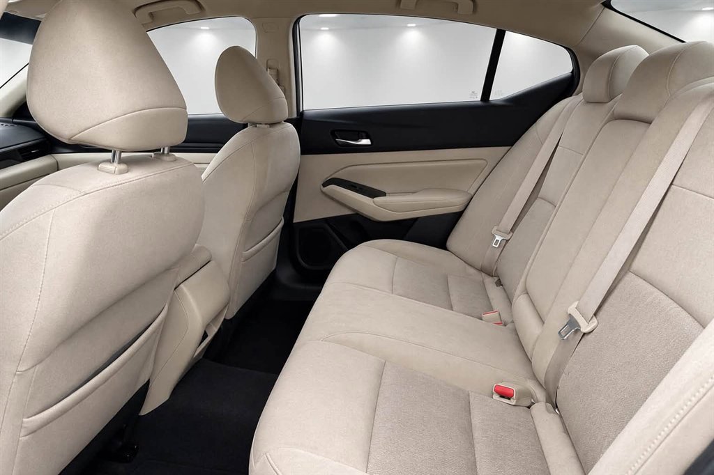 2020 Nissan Altima - $13,995