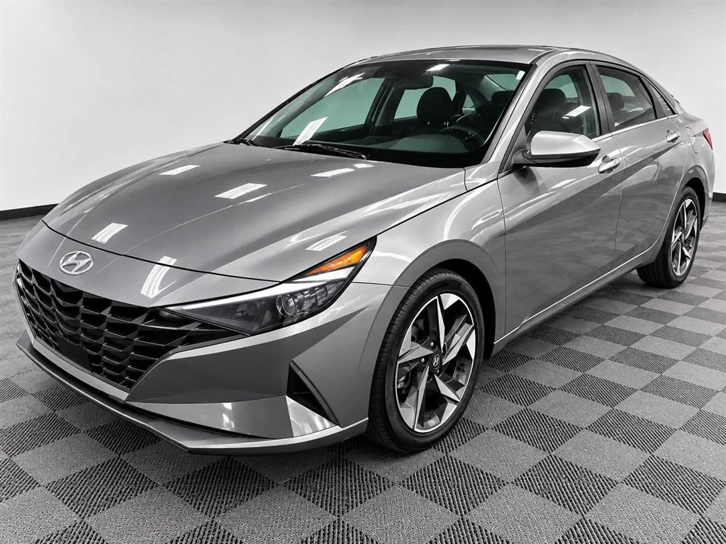 2021 Hyundai Elantra - $16,995